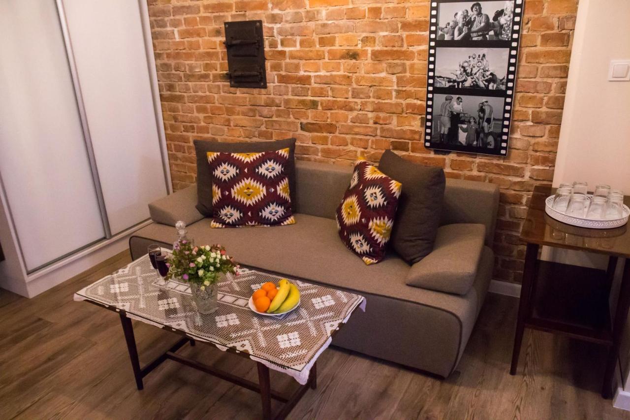 Filmowe By Rentoom Apartment *